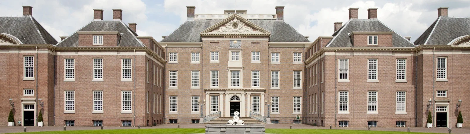 Zicht op Paleis Het Loo in Apeldoorn