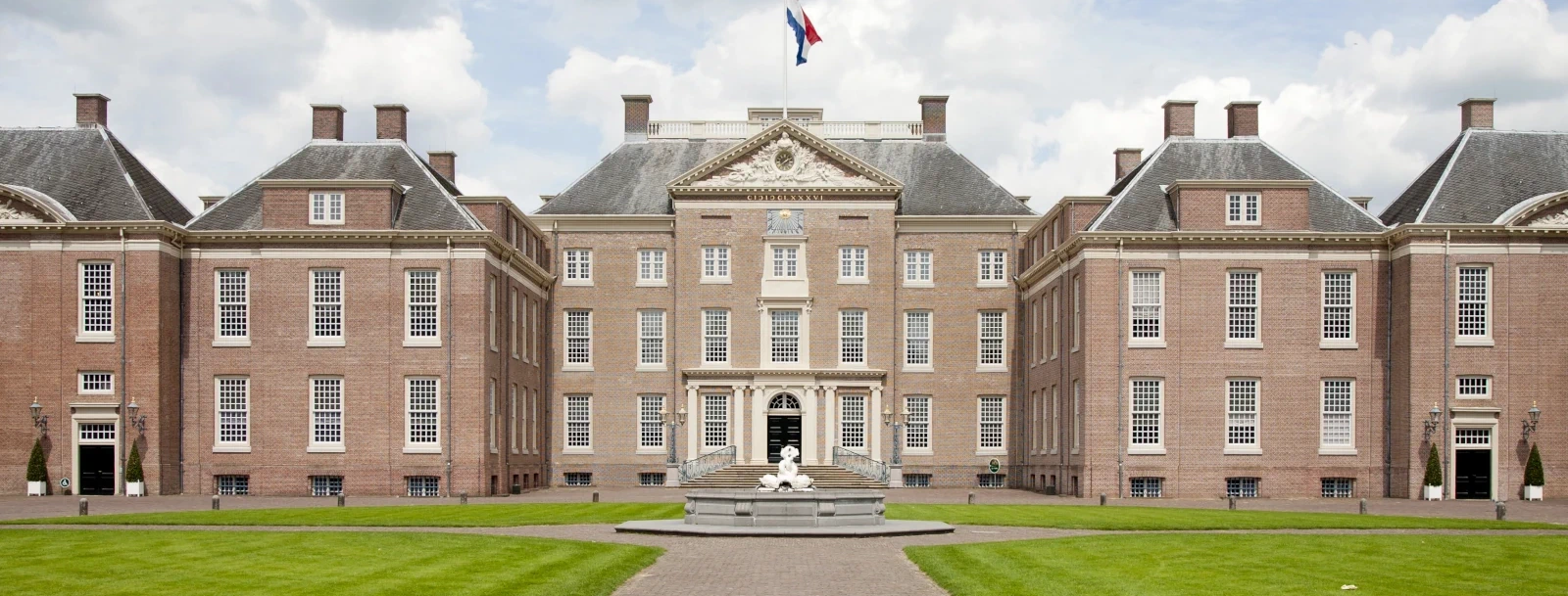 Zicht op Paleis Het Loo in Apeldoorn