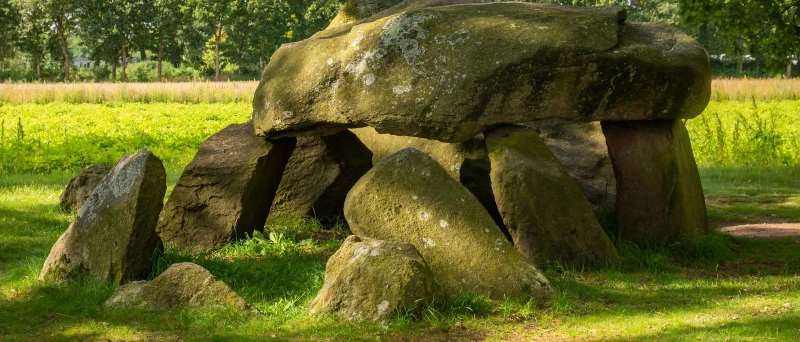 De historische Hunnenbedden in de gemeente