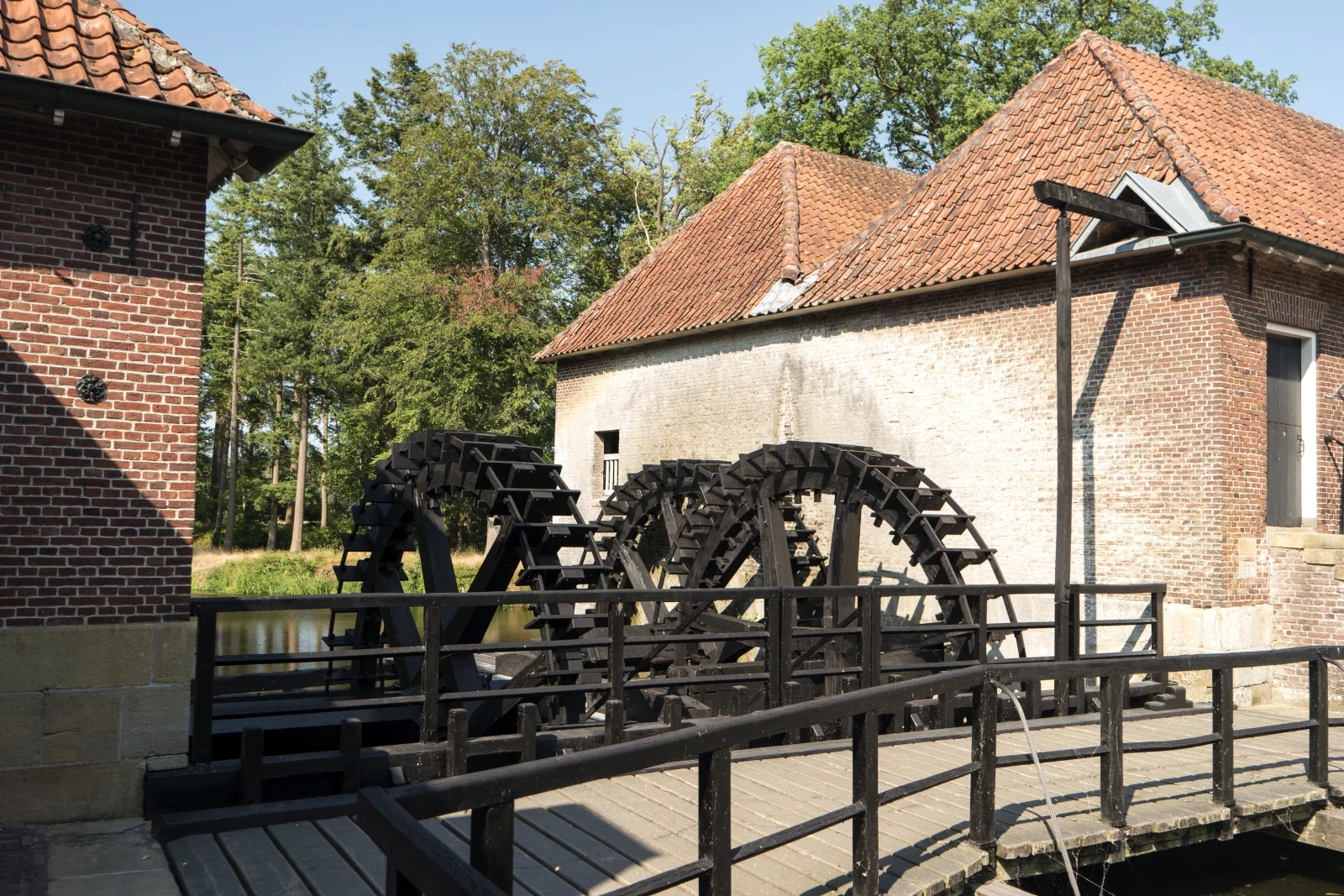 Impressie van watermolen aan de Dinkel
