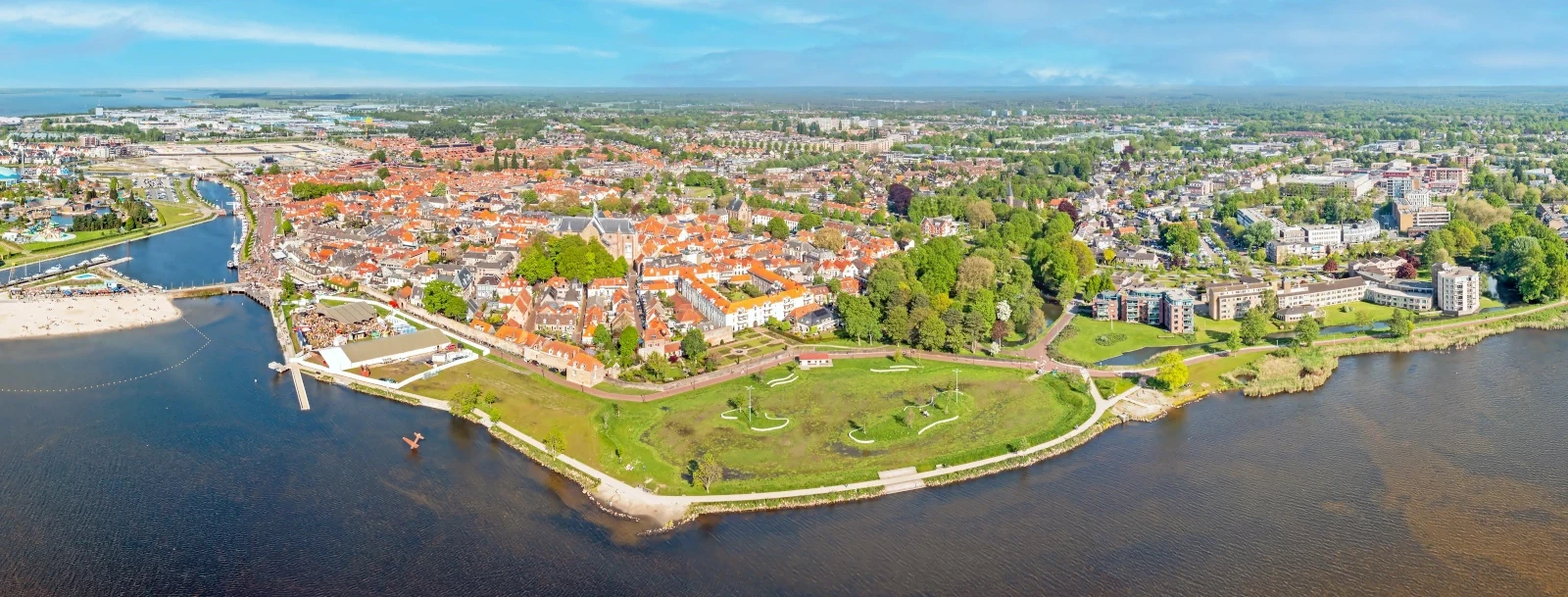 Zicht op de haven van Harderwijk