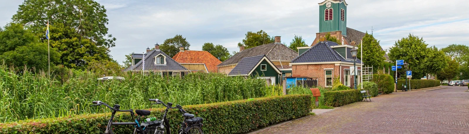 Sfeervol aanzicht van Oudega