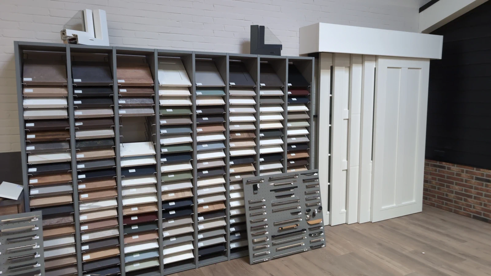 Materialenkeuze in onze showroom